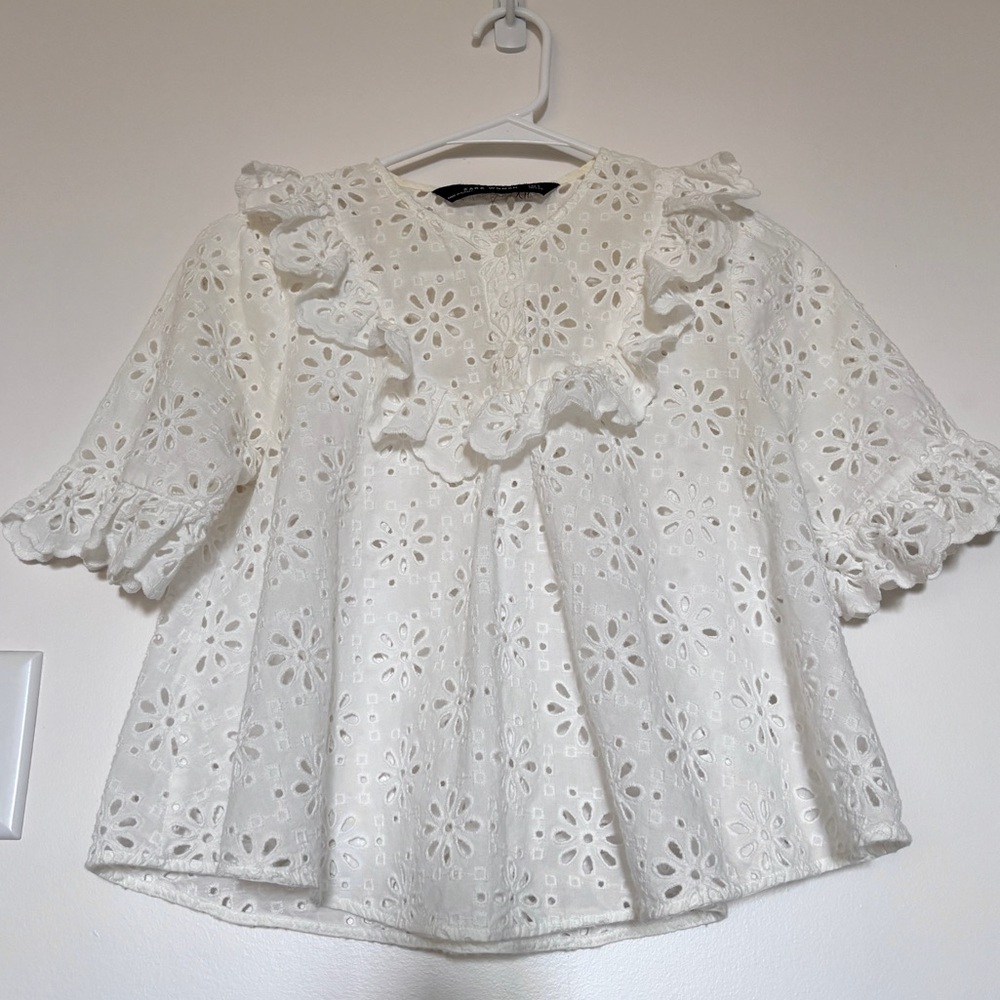 Zara Eyelet Ruffle Top Size Small